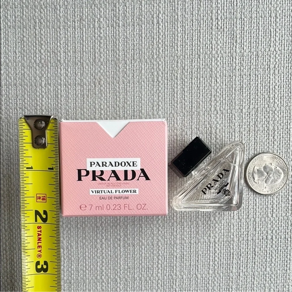 🌸 Prada Paradoxe virtual flower Travel Size Dabber - Picture 3 of 5